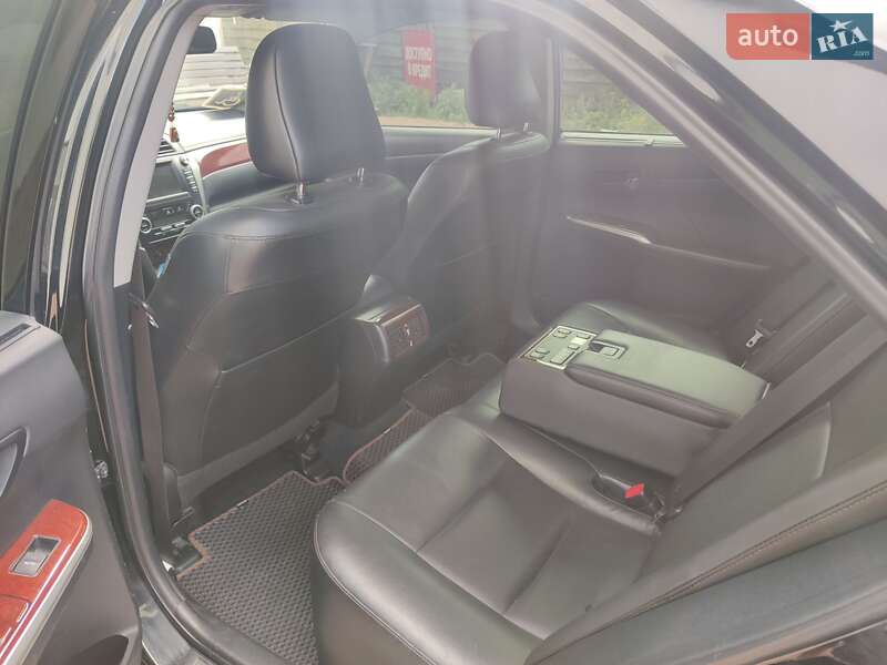 Седан Toyota Camry 2012 в Житомире