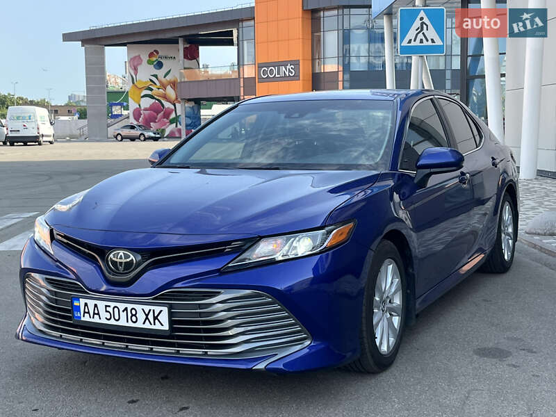 Toyota Camry 2017