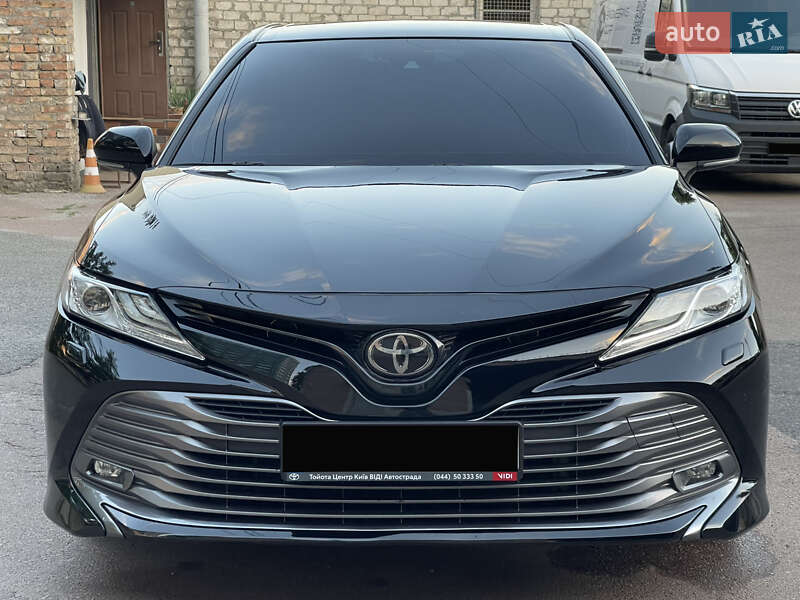 Toyota Camry 2018