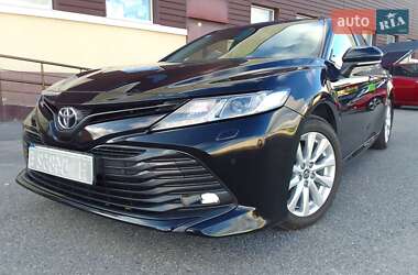Седан Toyota Camry 2019 в Вінниці