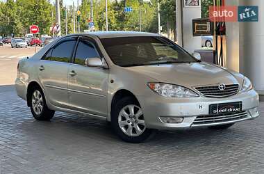 Седан Toyota Camry 2003 в Миколаєві