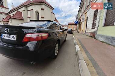 Седан Toyota Camry 2006 в 