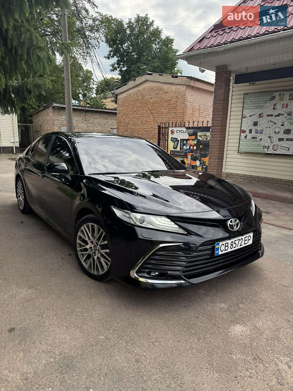 Toyota Camry 2021