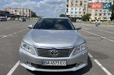 Седан Toyota Camry 2013 в 