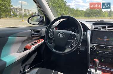Седан Toyota Camry 2013 в 