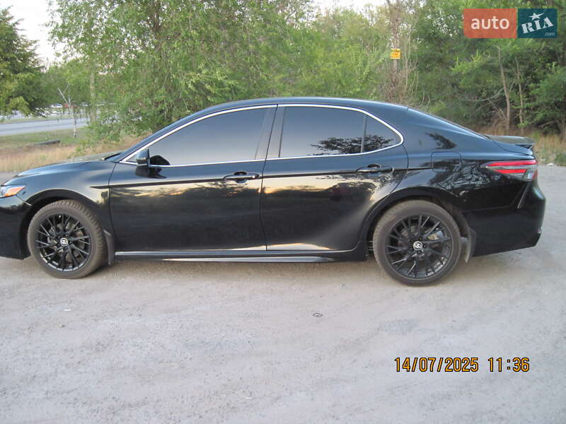 Седан Toyota Camry 2017 в Запорожье фото 4 Седан Toyota Camry 2017 в Запорожье