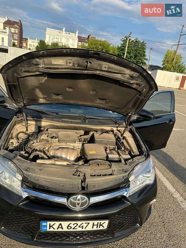 Седан Toyota Camry 2014 в Києві