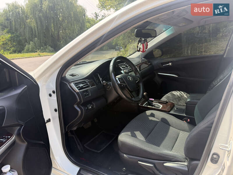 Седан Toyota Camry 2016 в Полтаві