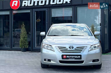 Седан Toyota Camry 2006 в Чернівцях