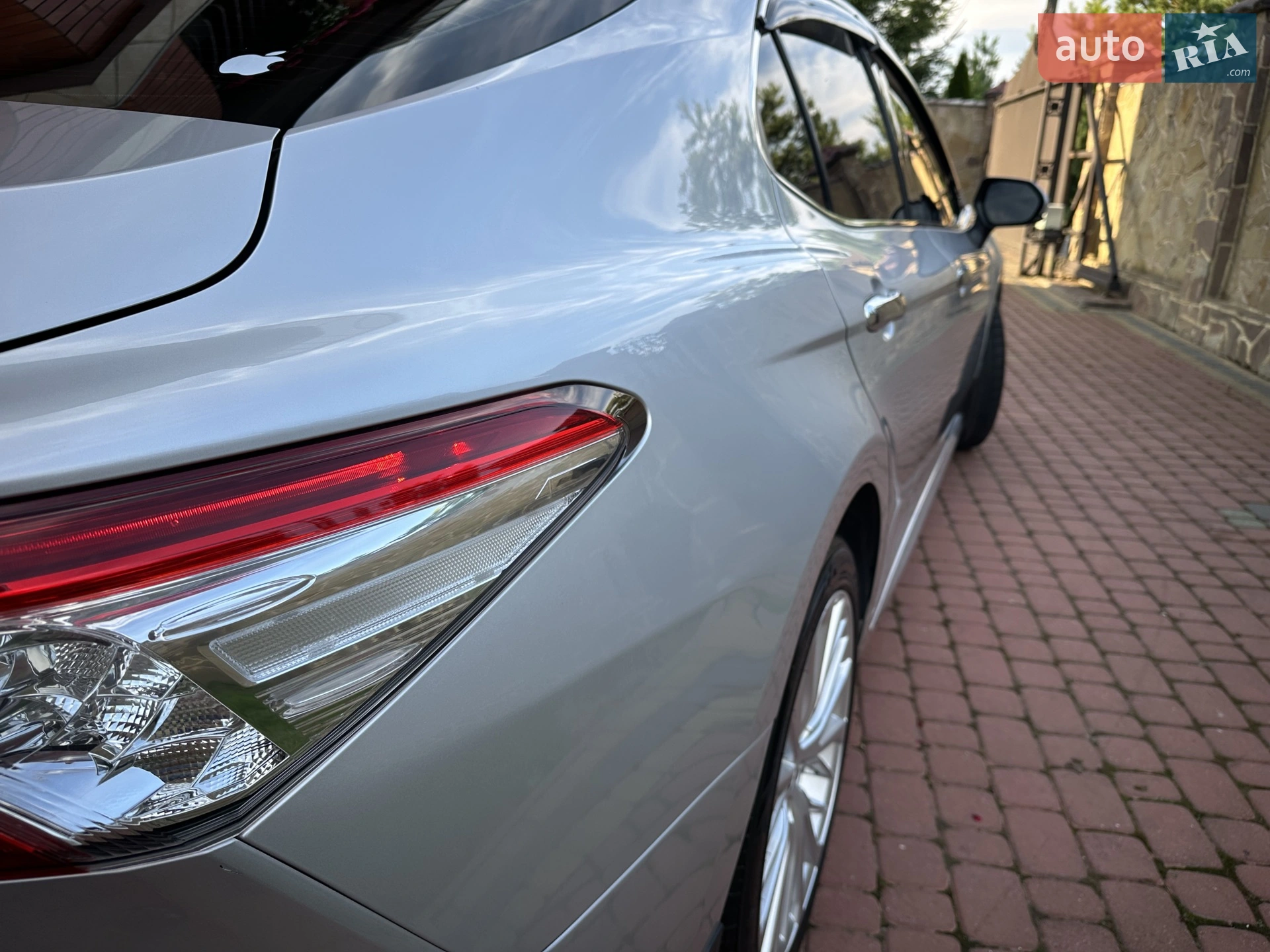 2017 Toyota Camry - мініатюра 18