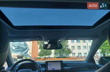 Седан Toyota Camry 2022 в 