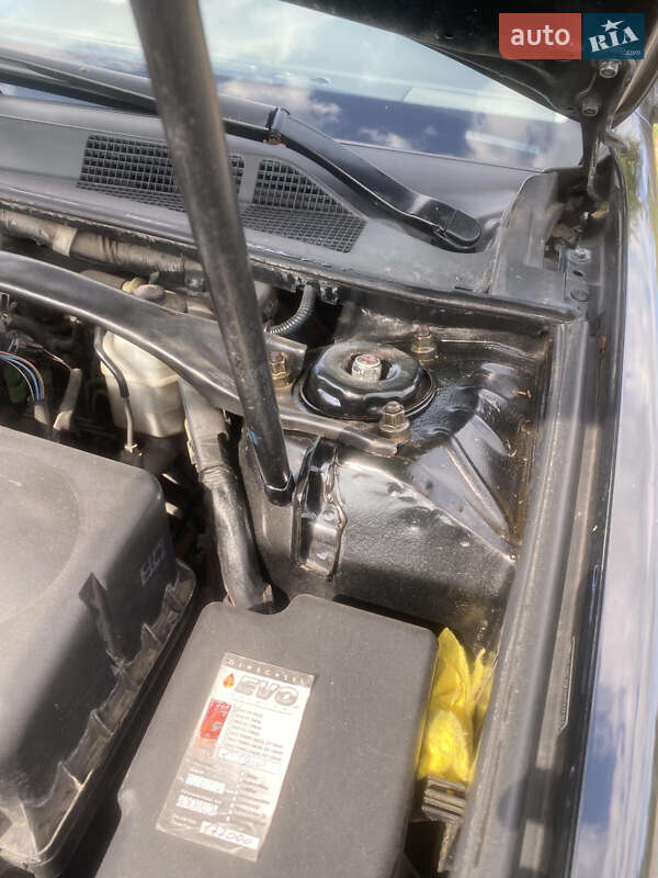 Седан Toyota Camry 2004 в Львове фото 12 Седан Toyota Camry 2004 в Львове