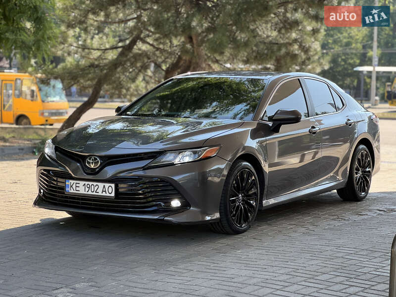 Toyota Camry 2018