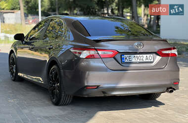 Седан Toyota Camry 2018 в 