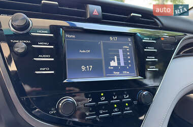 Седан Toyota Camry 2018 в 