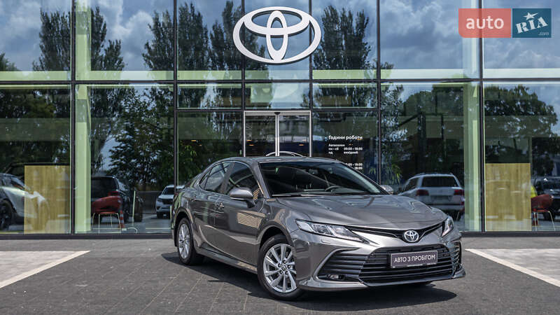 Седан Toyota Camry 2022 в Днепре фото 20 Седан Toyota Camry 2022 в Днепре