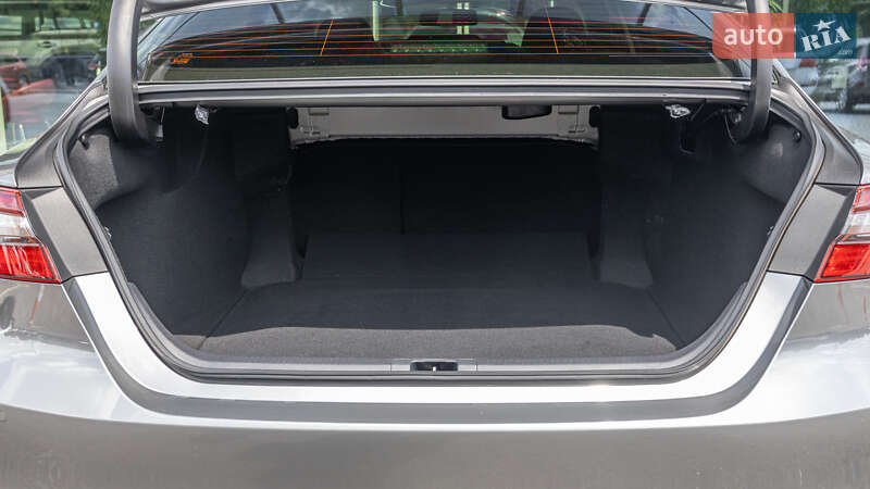 Седан Toyota Camry 2022 в Днепре фото 10 Седан Toyota Camry 2022 в Днепре