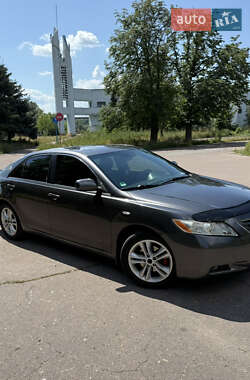Седан Toyota Camry 2007 в Чернигове