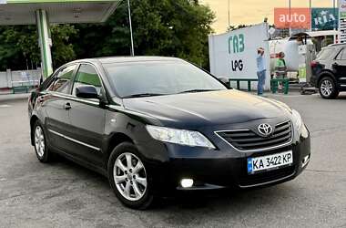 Седан Toyota Camry 2007 в Киеве