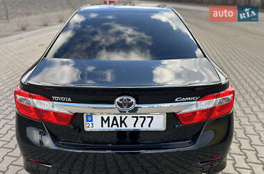 Седан Toyota Camry 2012 в 