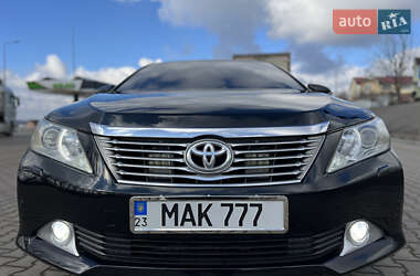 Седан Toyota Camry 2012 в 