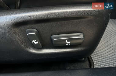 Седан Toyota Camry 2012 в 