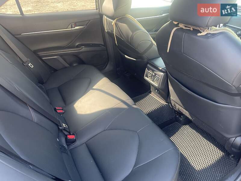 Седан Toyota Camry 2019 в Черновцах фото 12 Седан Toyota Camry 2019 в Черновцах