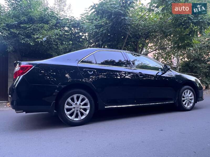 Седан Toyota Camry 2014 в Одессе