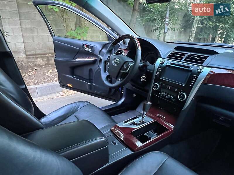 Седан Toyota Camry 2014 в Одессе