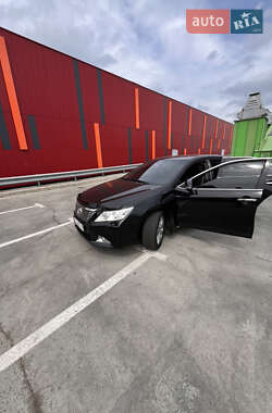 Седан Toyota Camry 2012 в 