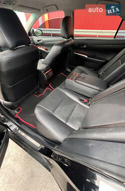 Седан Toyota Camry 2012 в 
