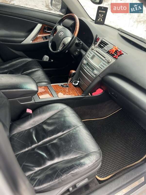 Седан Toyota Camry 2007 в Лубнах