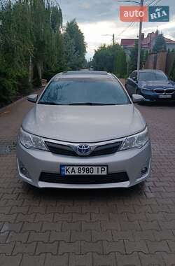 Седан Toyota Camry 2012 в Києві