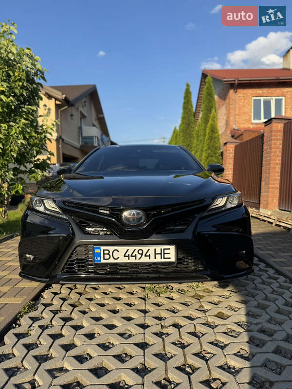 Toyota Camry 2023