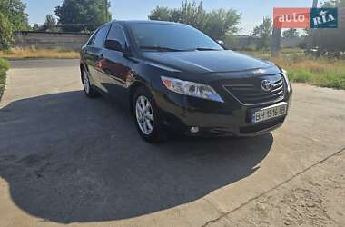 Седан Toyota Camry 2007 в Николаеве