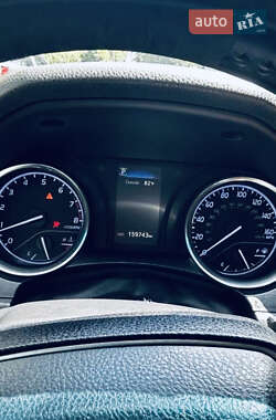 Седан Toyota Camry 2018 в 