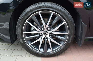 Седан Toyota Camry 2024 в 