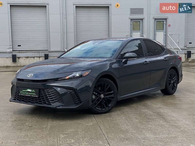 Toyota Camry 2024