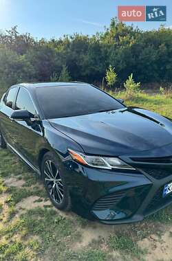 Седан Toyota Camry 2017 в Бердичеве