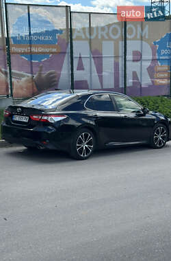 Седан Toyota Camry 2018 в Львове