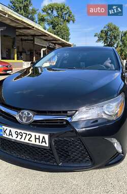 Седан Toyota Camry 2015 в Києві