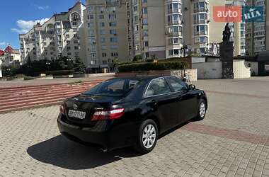 Седан Toyota Camry 2006 в Киеве