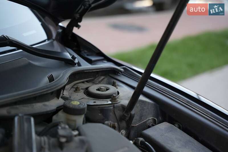 Седан Toyota Camry 2007 в Львові