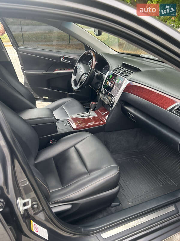 Седан Toyota Camry 2013 в Одессе