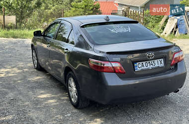 Седан Toyota Camry 2007 в 