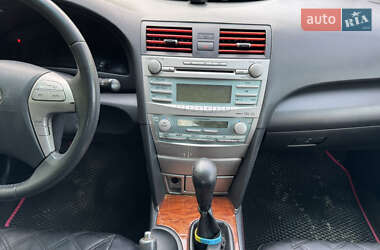 Седан Toyota Camry 2007 в 