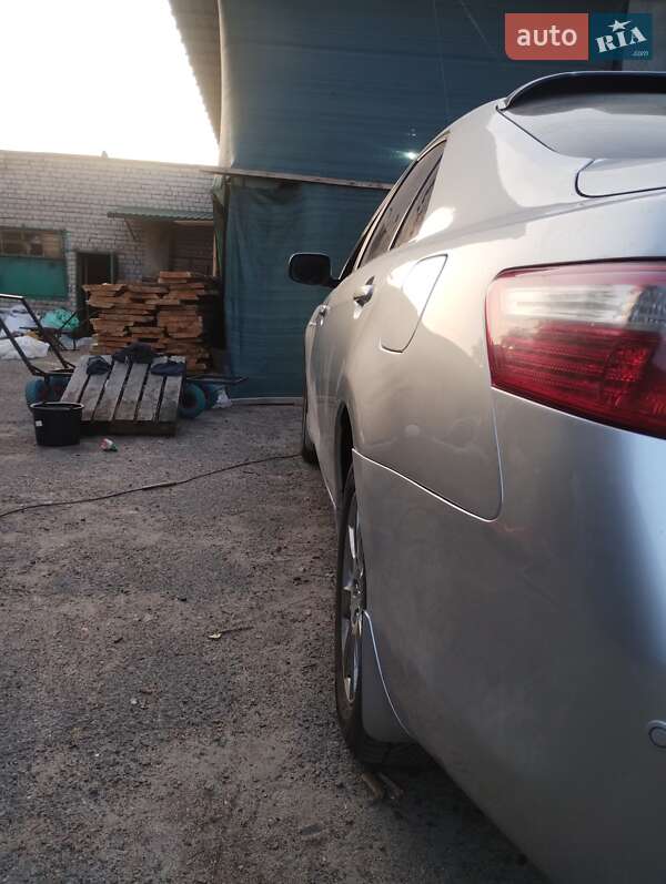 Седан Toyota Camry 2007 в Черкасах
