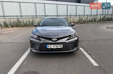 Седан Toyota Camry 2021 в Києві