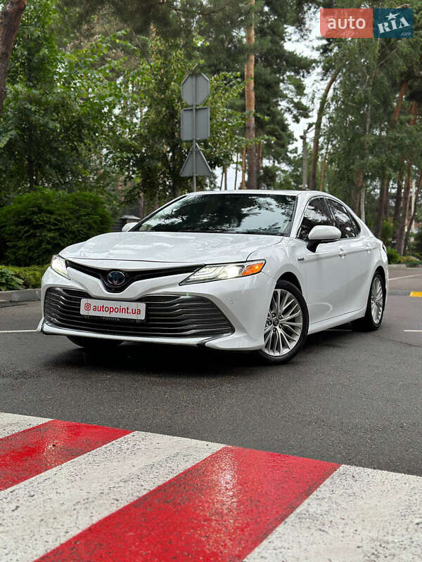 Toyota Camry 2018