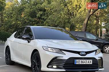 Седан Toyota Camry 2021 в Дніпрі